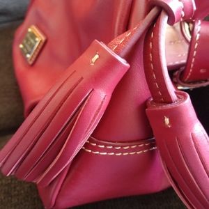 ♥Dooney and Bourke genuine leather satchel handbag